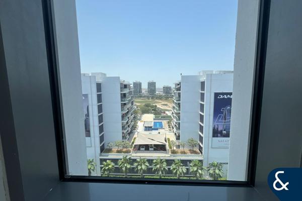 TOP FLOOR | INCREDIBLE VIEW | VACANT NOW